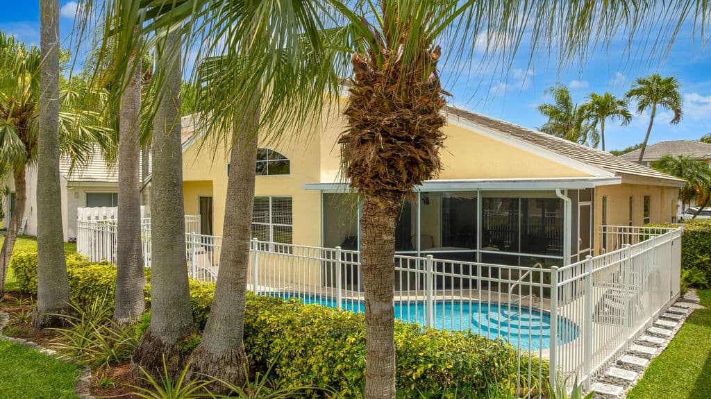 3-bedroom Single-Family Home — 5535 NW 54th Circle