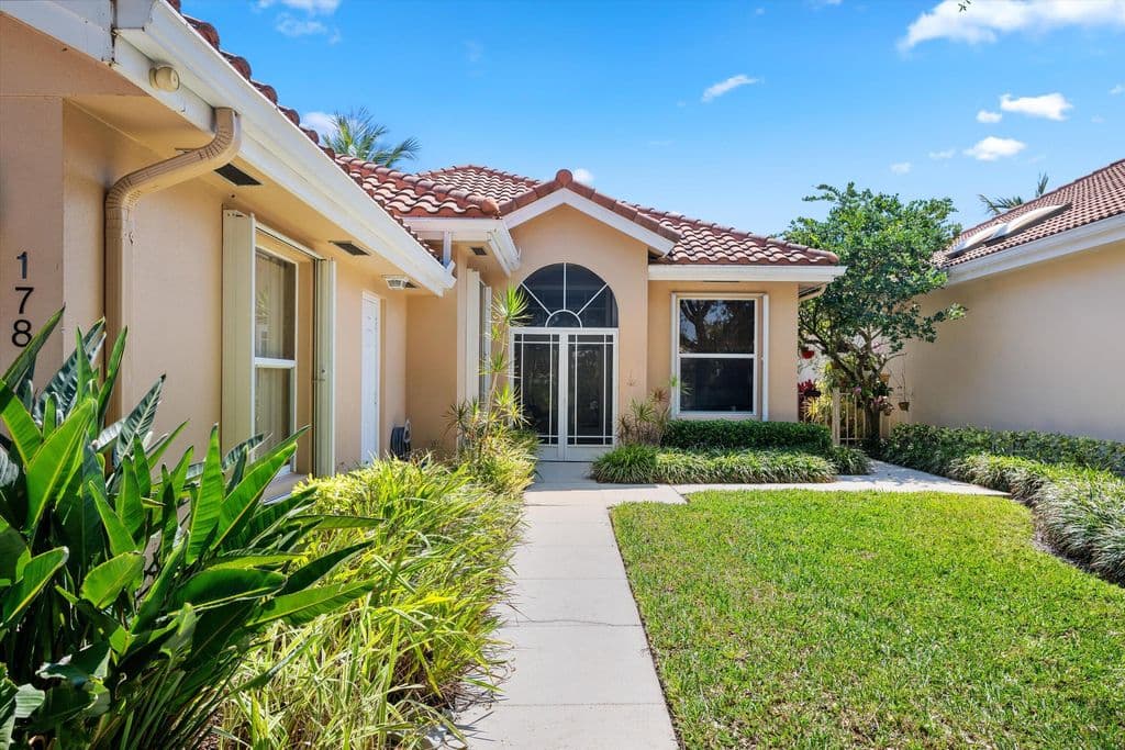 3-bedroom Single-Family Home — 178 Hampton Place