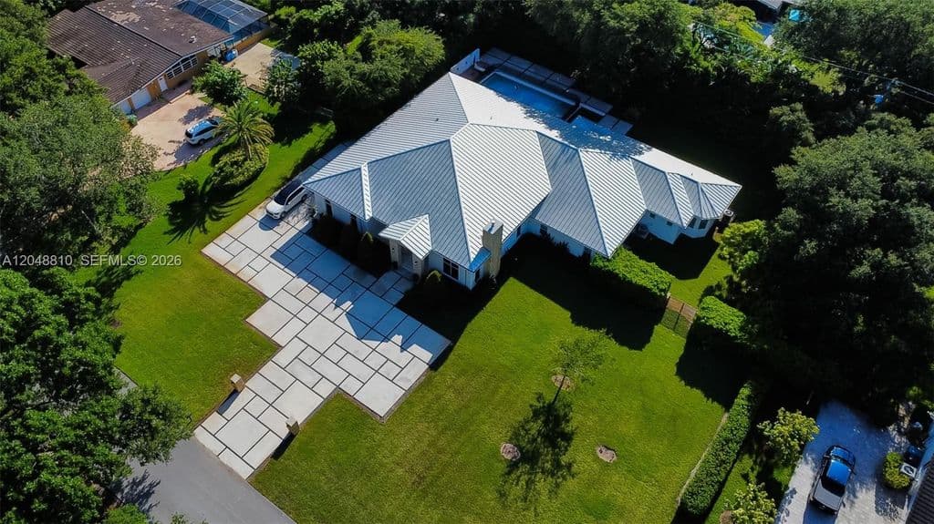 5+1 Müstakil ev — 9805 SW 90th Ave