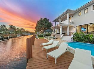 5-bedroom Single-Family Home — 850 Washington St, Hollywood, 33019