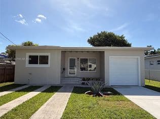 3+1 Müstakil ev — 2830 SW 63rd Ave, Miami, 33155