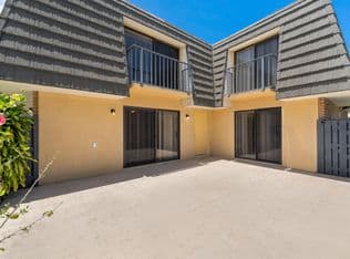 2+1 Townhouse — 915 9th Way, West Palm Beach, 33407