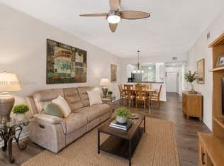 2+1 Condo — 7715 Yardley Dr APT 212, Tamarac, 33321
