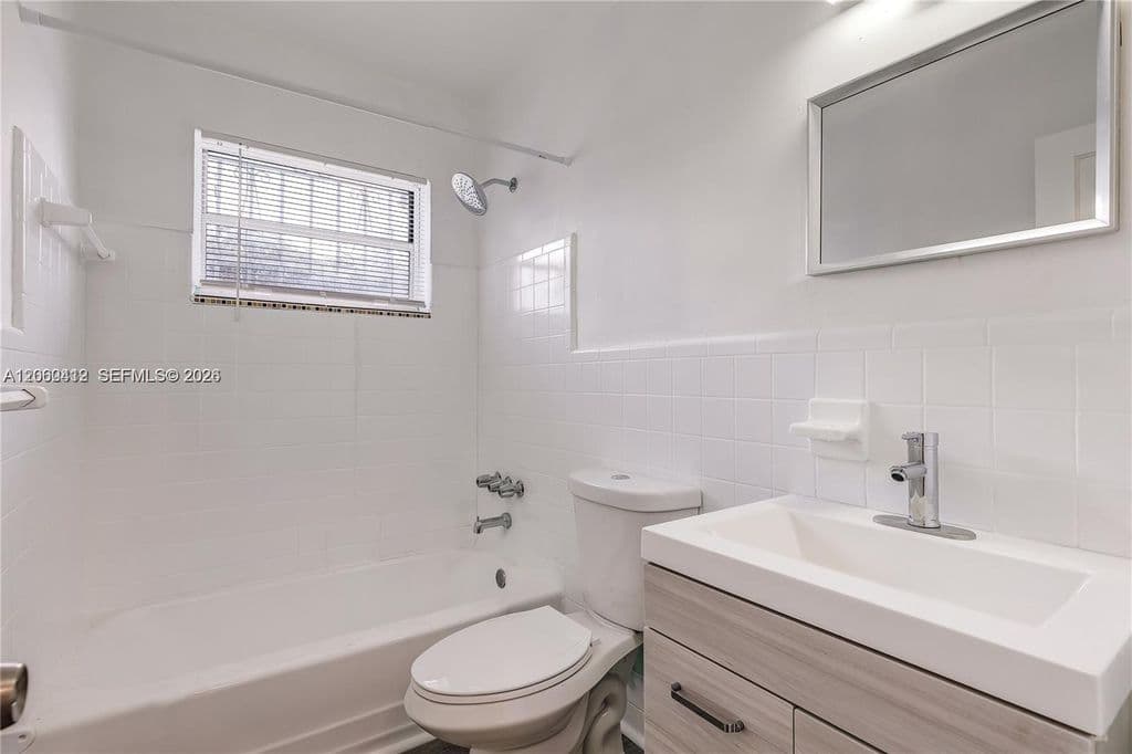 4-bedroom Property — 5800 NE 3rd Ave