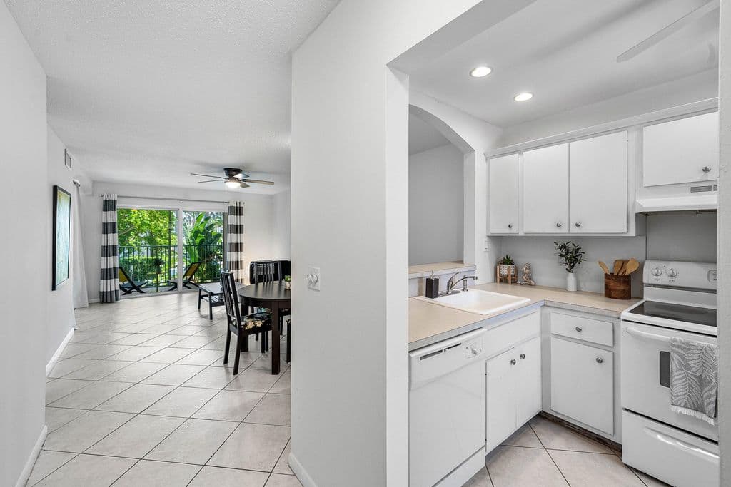 2-bedroom Condo — 207 Tropic Isle Drive #208