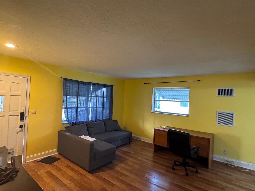 2-bedroom Single-Family Home — 2704 NW 48th St