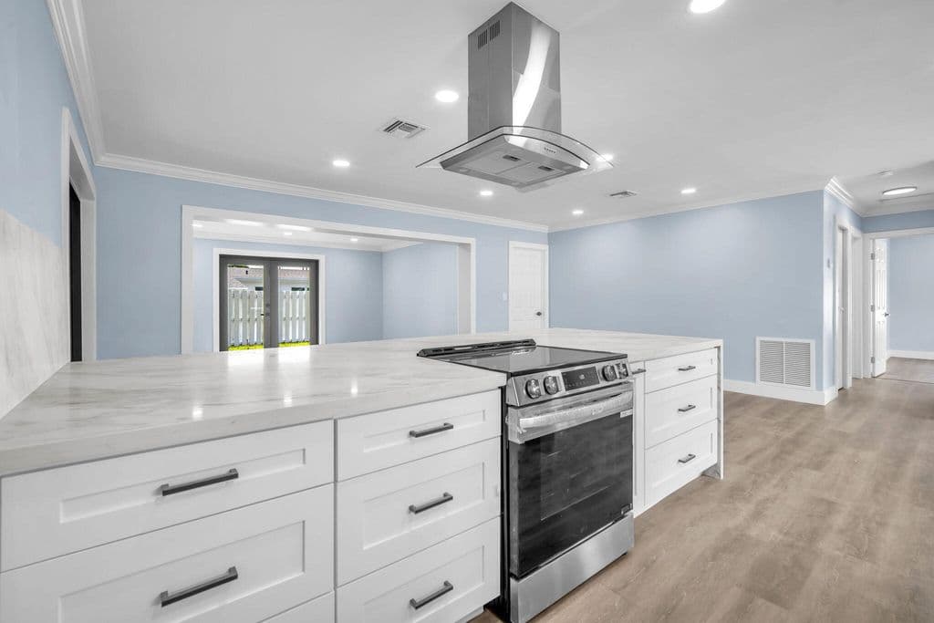3-bedroom Single-Family Home — 850 SW 1ST Terrace