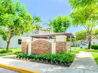 3+1 Condo — 11403 NW 89th St APT 217, Doral, 33178