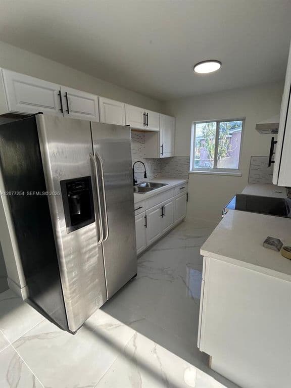 4+1 Müstakil ev — 20532 NW 22nd Ct