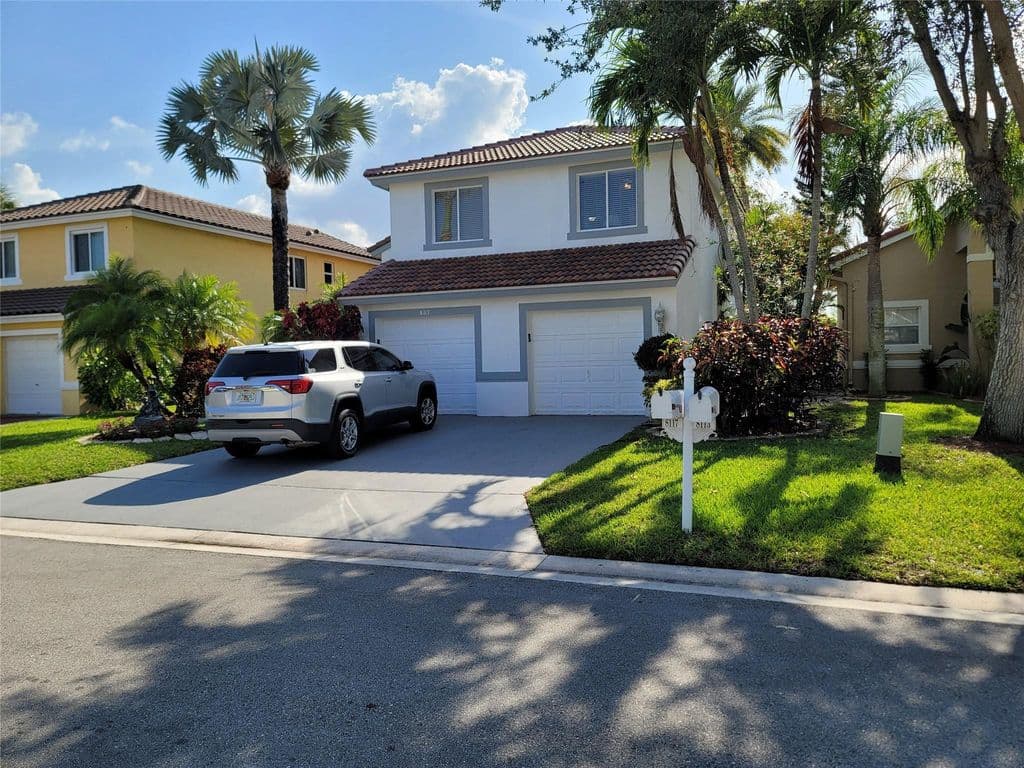 4-bedroom Single-Family Home — 8117 Pelican Harbour Drive