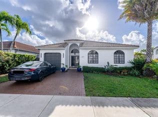 4+1 Müstakil ev — 3551 SW 152nd Psge, Miami, 33185