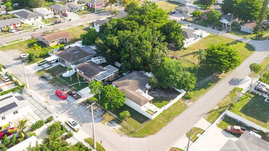 4-bedroom Single-Family Home — 7190 NW 21st Ave