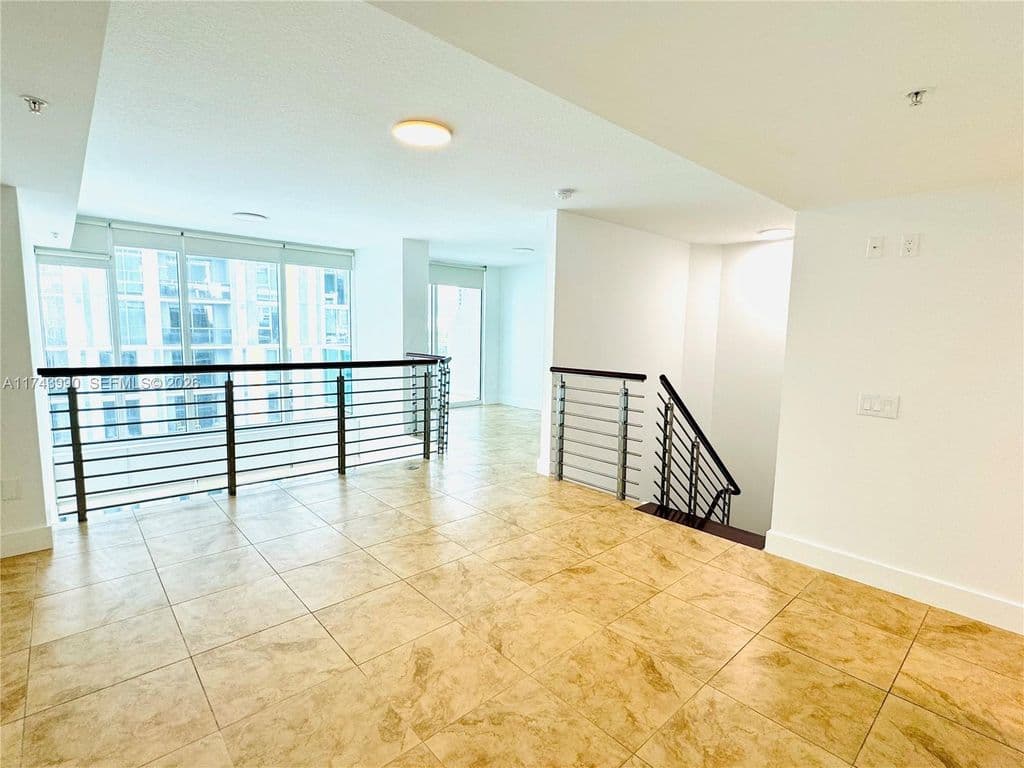 2+1 Condo — 41 SE 5th St APT 808