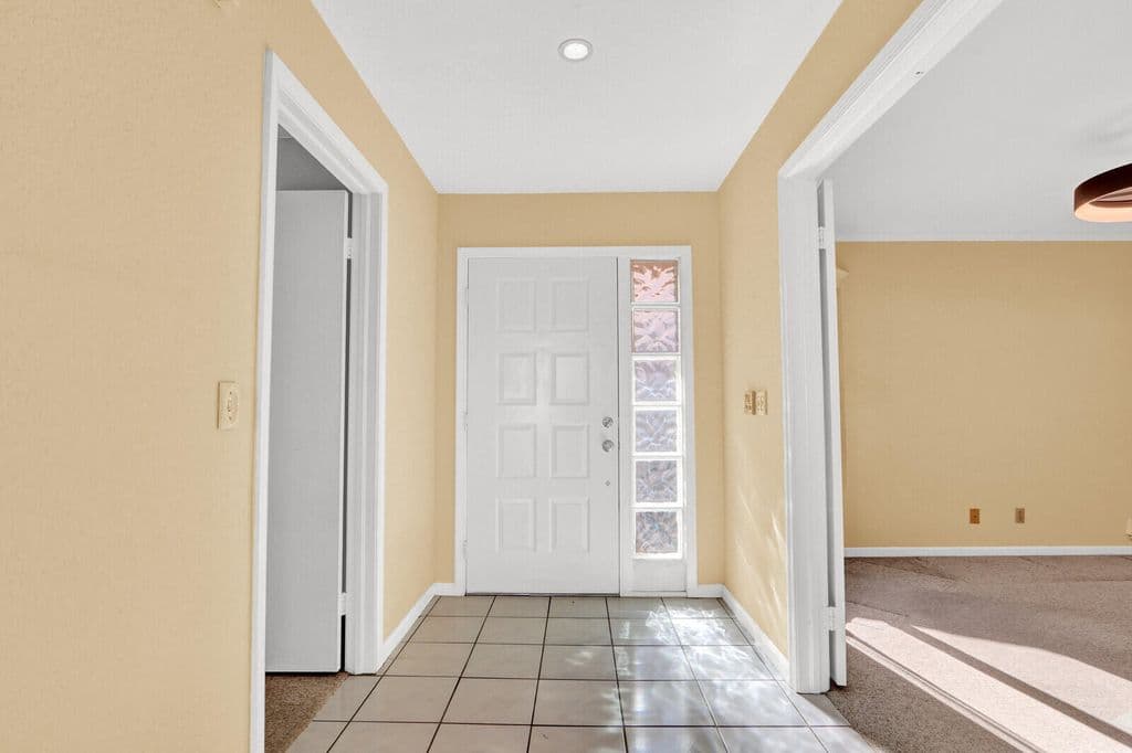 3-bedroom Single-Family Home — 13 Ironwood Way N