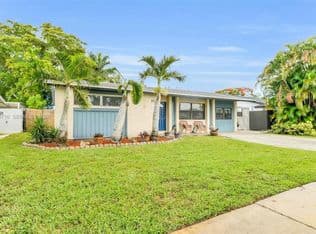 4+1 Müstakil ev — 551 NW 99th Way, Pembroke Pines, 33024