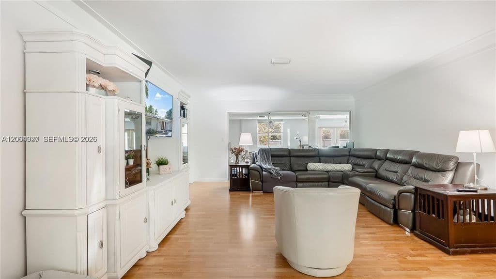 3-bedroom Single-Family Home — 4020 SW 2nd St