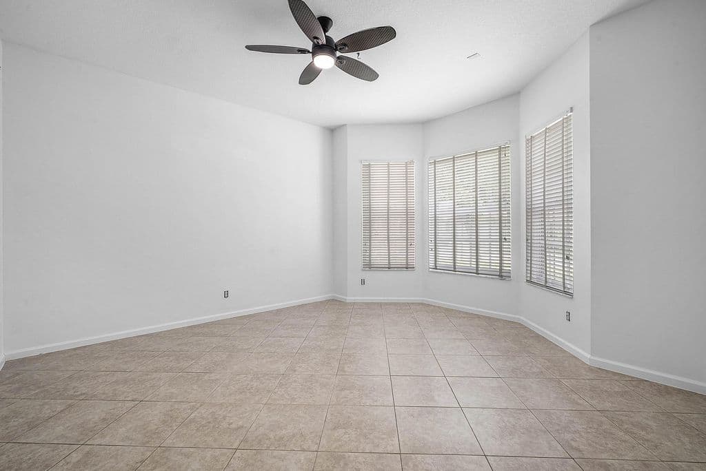 4-bedroom Single-Family Home — 9058 SEDGEWOOD Drive