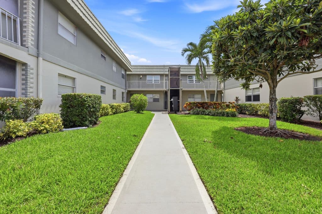 1+1 Condo — 91 FLANDERS B