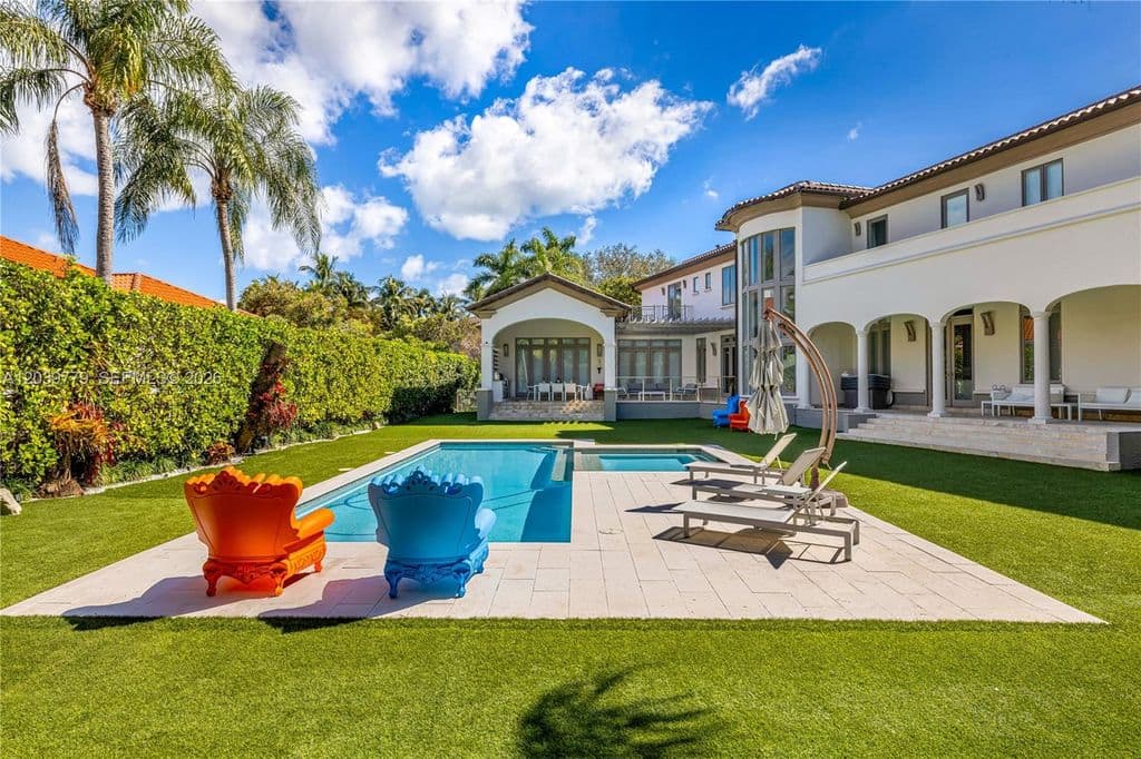 6-bedroom Single-Family Home — 165 Paloma Dr