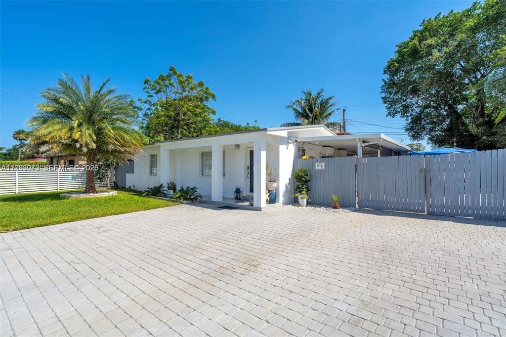 3-bedroom Single-Family Home — 3440 NW 7th Ct