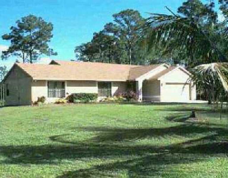 4-bedroom Single-Family Home — 12821 N 86th Rd Road N