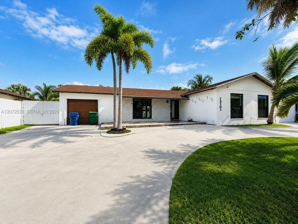 4-bedroom Single-Family Home — 13101 SW 259th St