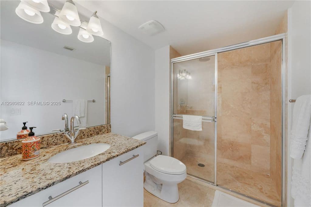 2+1 Condo — 41 SE 5th St APT 1607