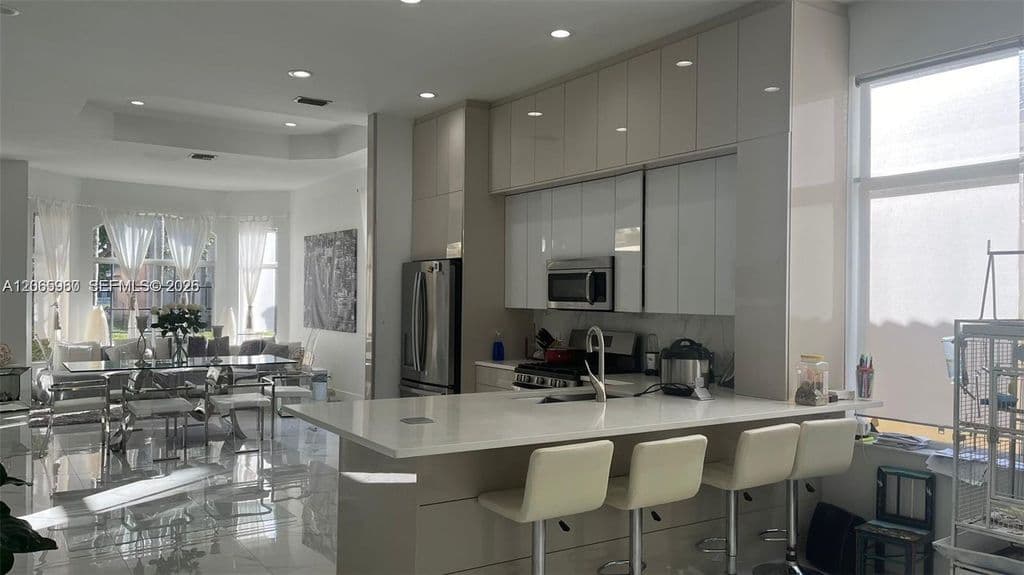 3+1 Müstakil ev — 19353 SW 60th Ct