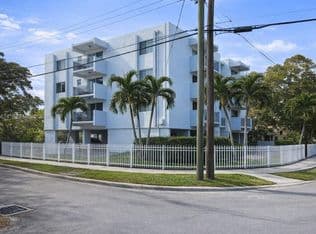 1-bedroom Condo — 1090 NE 129th St APT 205, North Miami, 33161