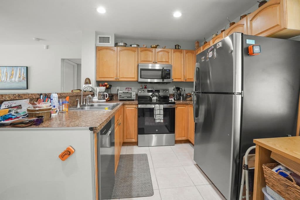 2-bedroom Single-Family Home — 3231 Vassallo Avenue