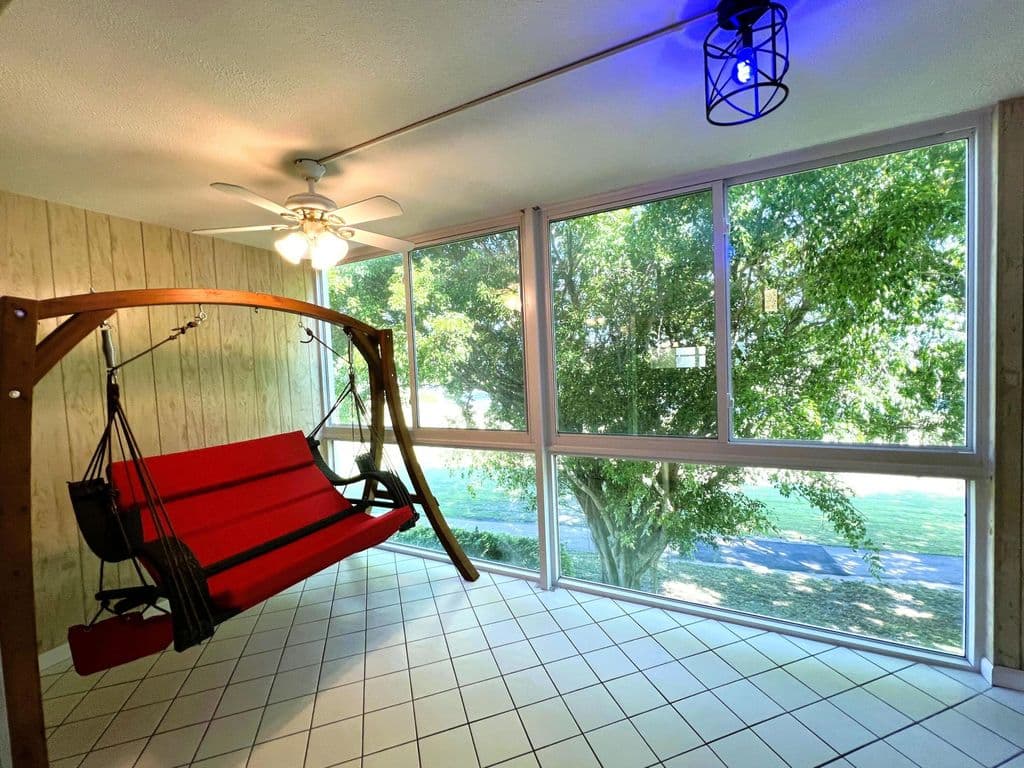 2-bedroom Condo — 3502 Bimini Lane #H3