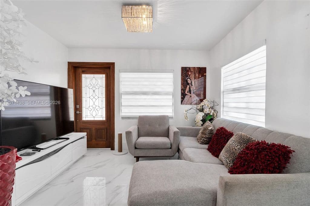 5+1 Müstakil ev — 31 SW 58th Ct
