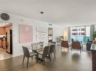 2+1 Condo — 4001 S Ocean Dr Penthouse 3B, Hollywood, 33019