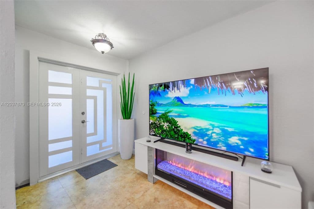 3-bedroom Single-Family Home — 15216 SW 112th Pl