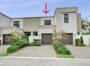 3-bedroom Townhouse — 435 NW 17th Street, Fort Lauderdale, 33311