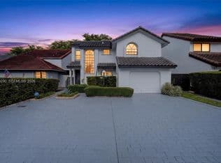 4+1 Müstakil ev — 6328 SW 127th Pl, Miami, 33183