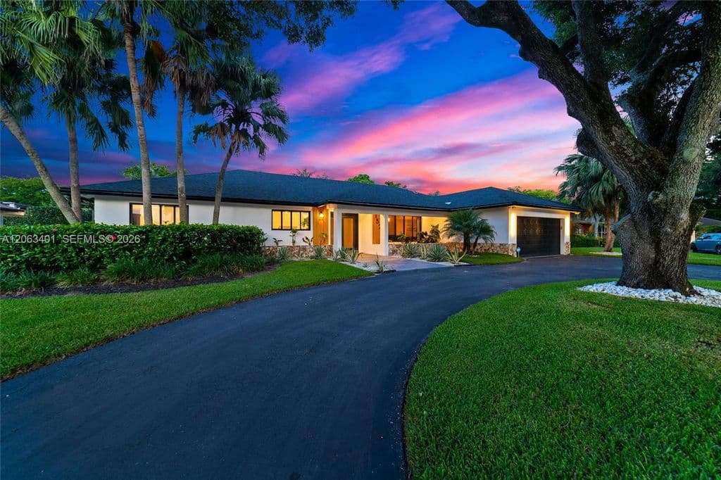 6-bedroom Single-Family Home — 1520 SW 68th Ave