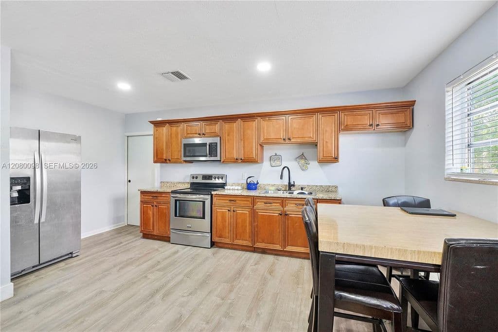 3-bedroom Single-Family Home — 1510 N 68th Ave