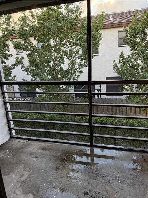 3+1 Condo — 20800 NE 8th Ct APT 206-17