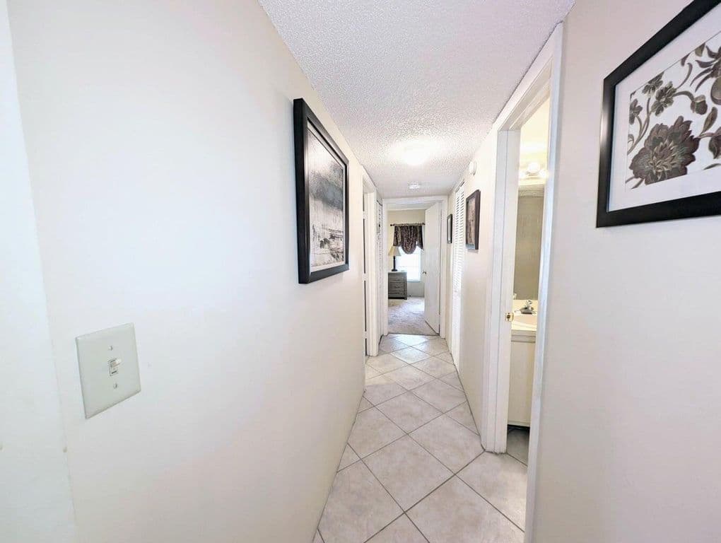 2+1 Condo — 7515 S Oriole Boulevard #203