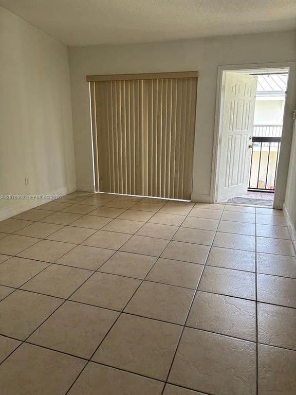 2-bedroom Condo — 18290 Mediterranean Blvd #75