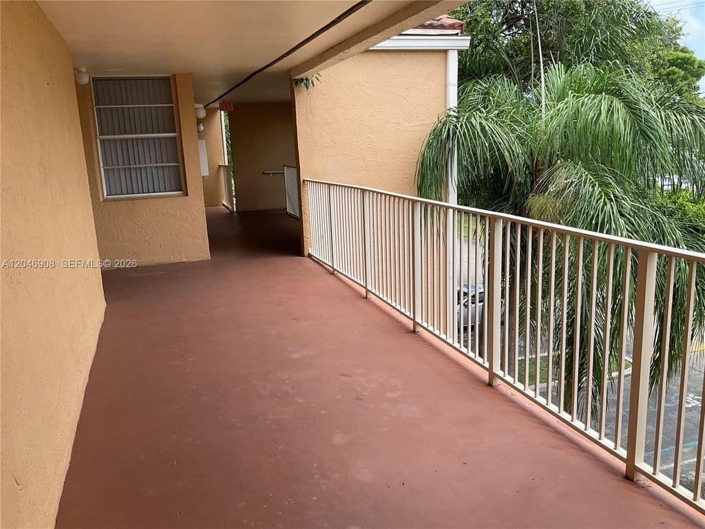 2-bedroom Condo — 8282 NW 24th St #8282
