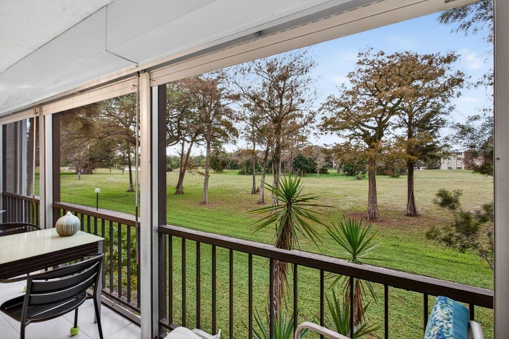 2-bedroom Condo — 6080 NW 44th Street #214