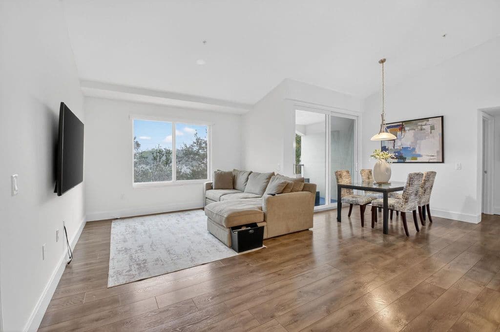 3+1 Condo — 224 Villa Circle #224