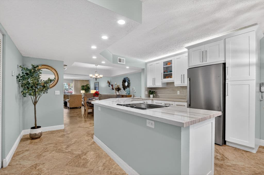 2-bedroom Condo — 23345 Carolwood Lane #205