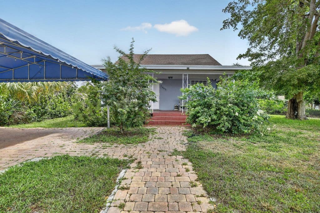 3+1 Müstakil ev — 2465 Taylor Street
