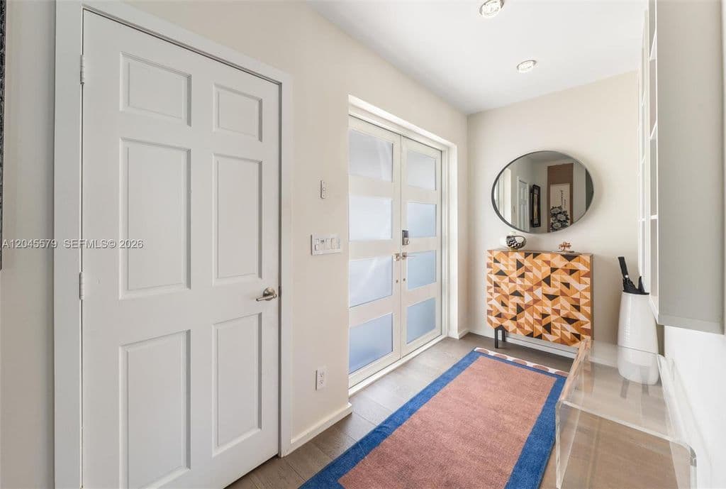 4+1 Müstakil ev — 12944 Banyan Rd