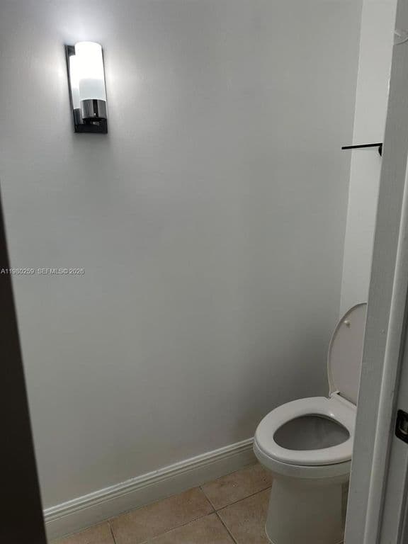 2+1 Condo — 8500 SW 109th Ave #6-202