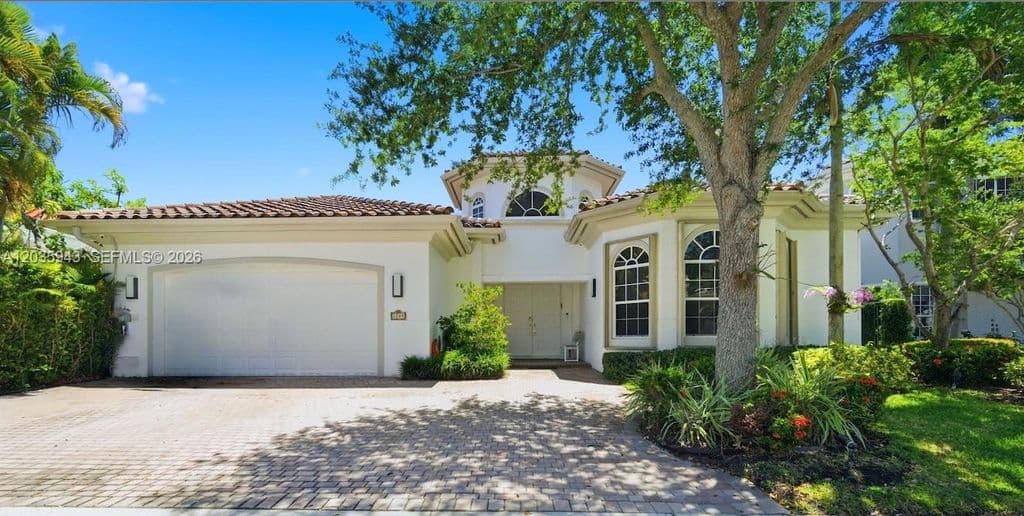5-bedroom Single-Family Home — 1205 Seagull Ter