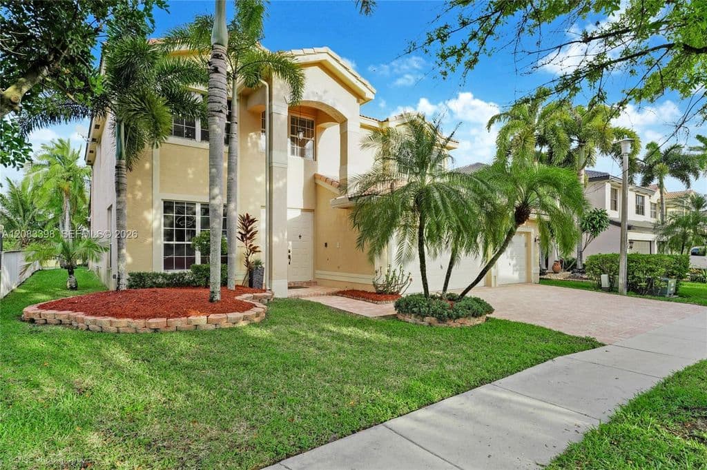 4-bedroom Single-Family Home — 3181 SW 173rd Ter